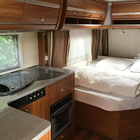 Gezellige Luxe Caravan Met Zwembad In Zuid- Bourgogne Anglure-sous-Dun Exterior foto