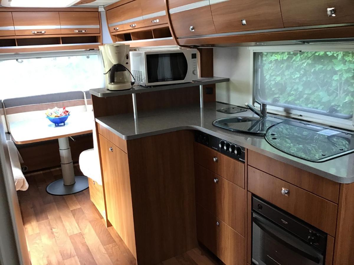 Gezellige Luxe Caravan Met Zwembad In Zuid- Bourgogne Camping Anglure-sous-Dun