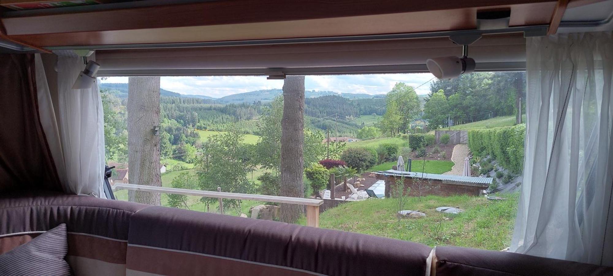 Camping Gezellige Luxe Caravan Met Zwembad In Zuid- Bourgogne